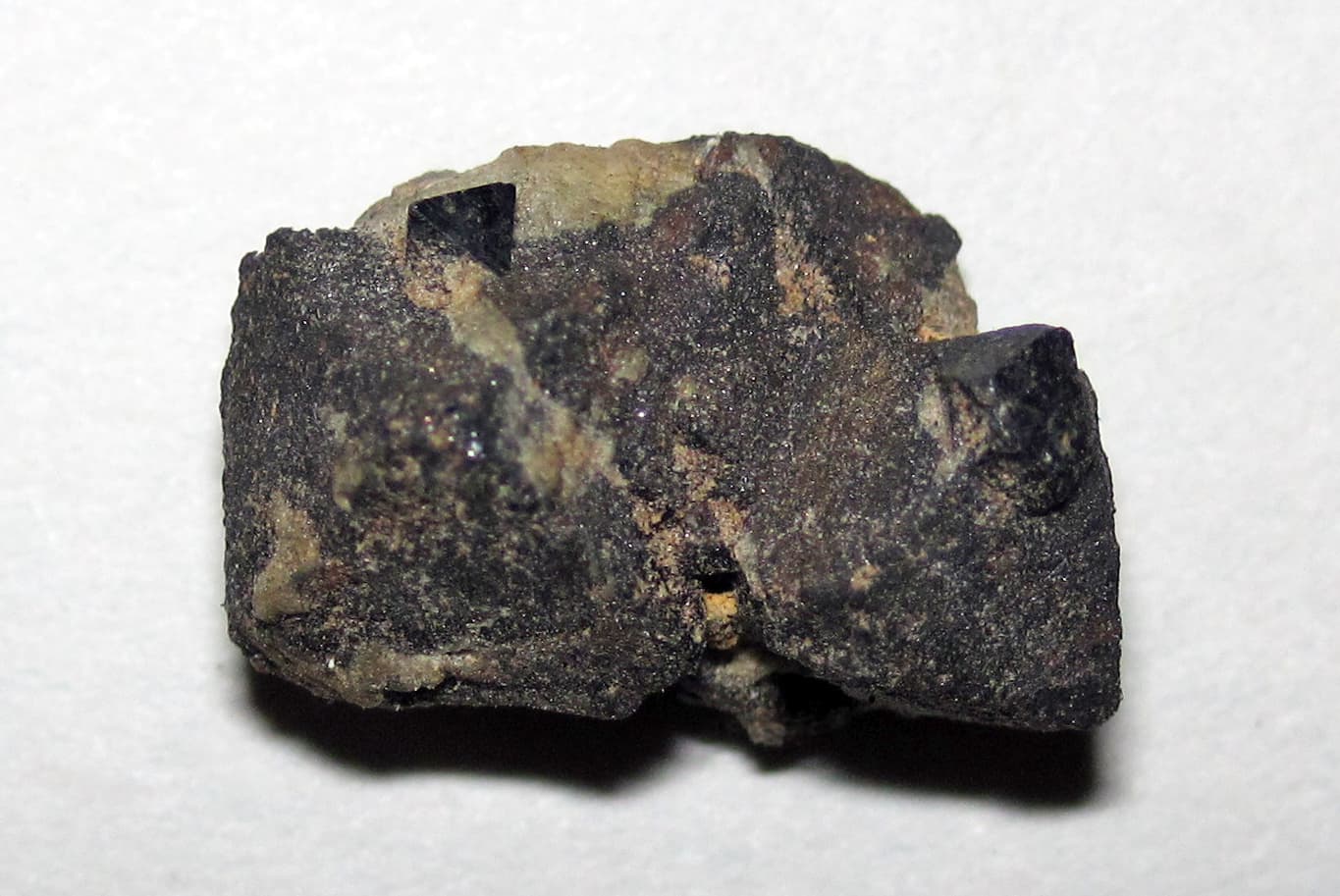Cristaux de magnétite octaédriques